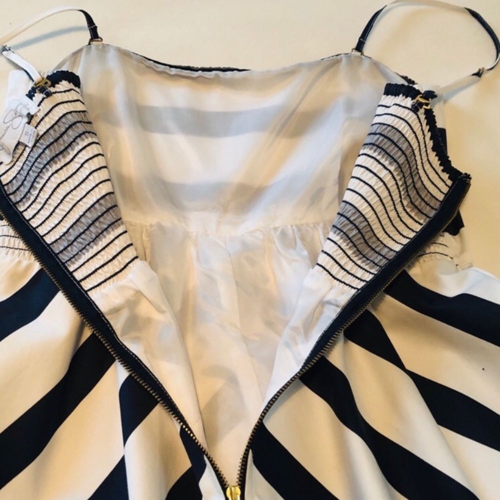 Jessica Simpson White and Navy Dress - Picture 5 of 7